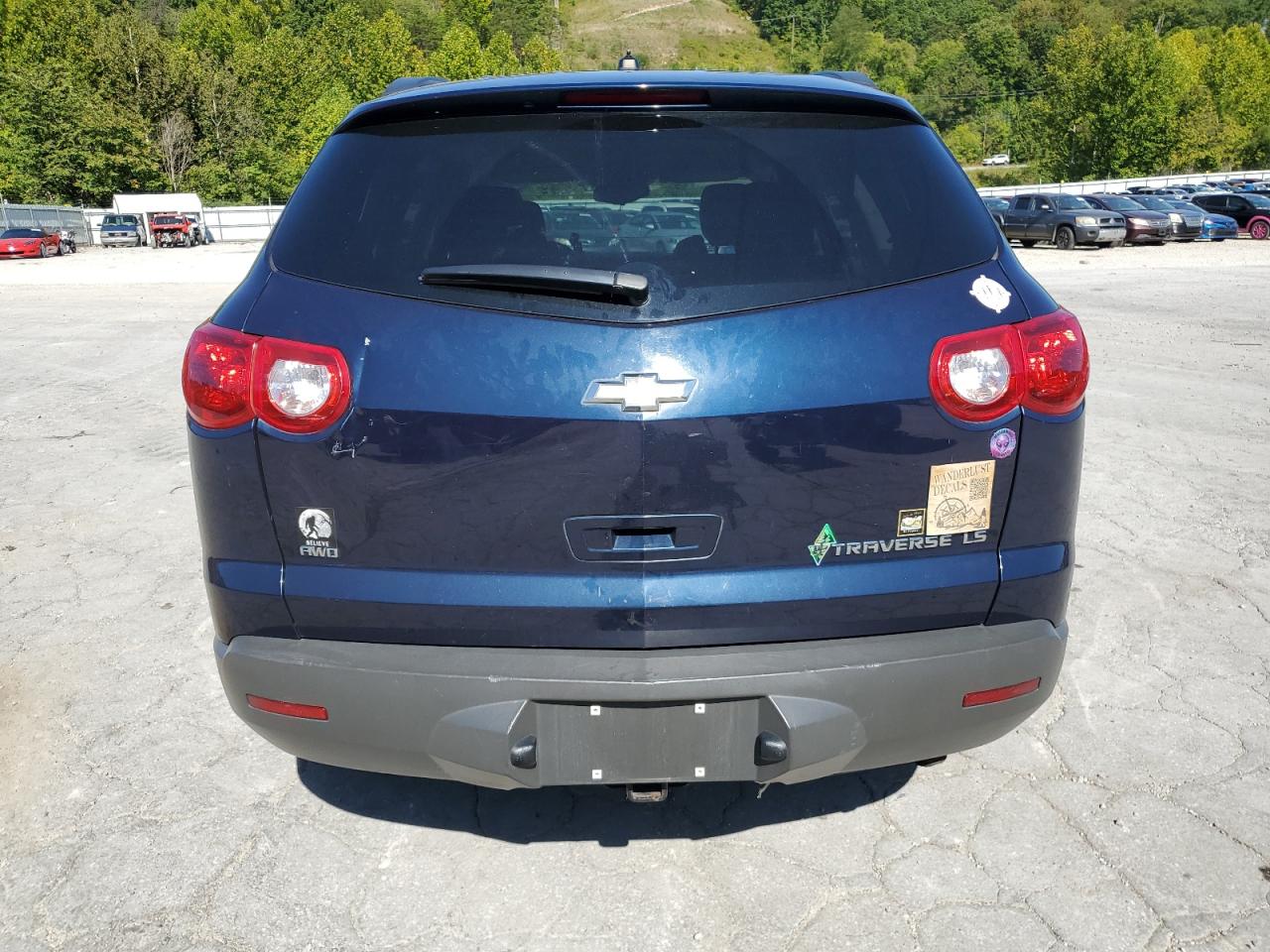 2011 Chevrolet Traverse Ls VIN: 1GNKVEED6BJ327364 Lot: 71046645