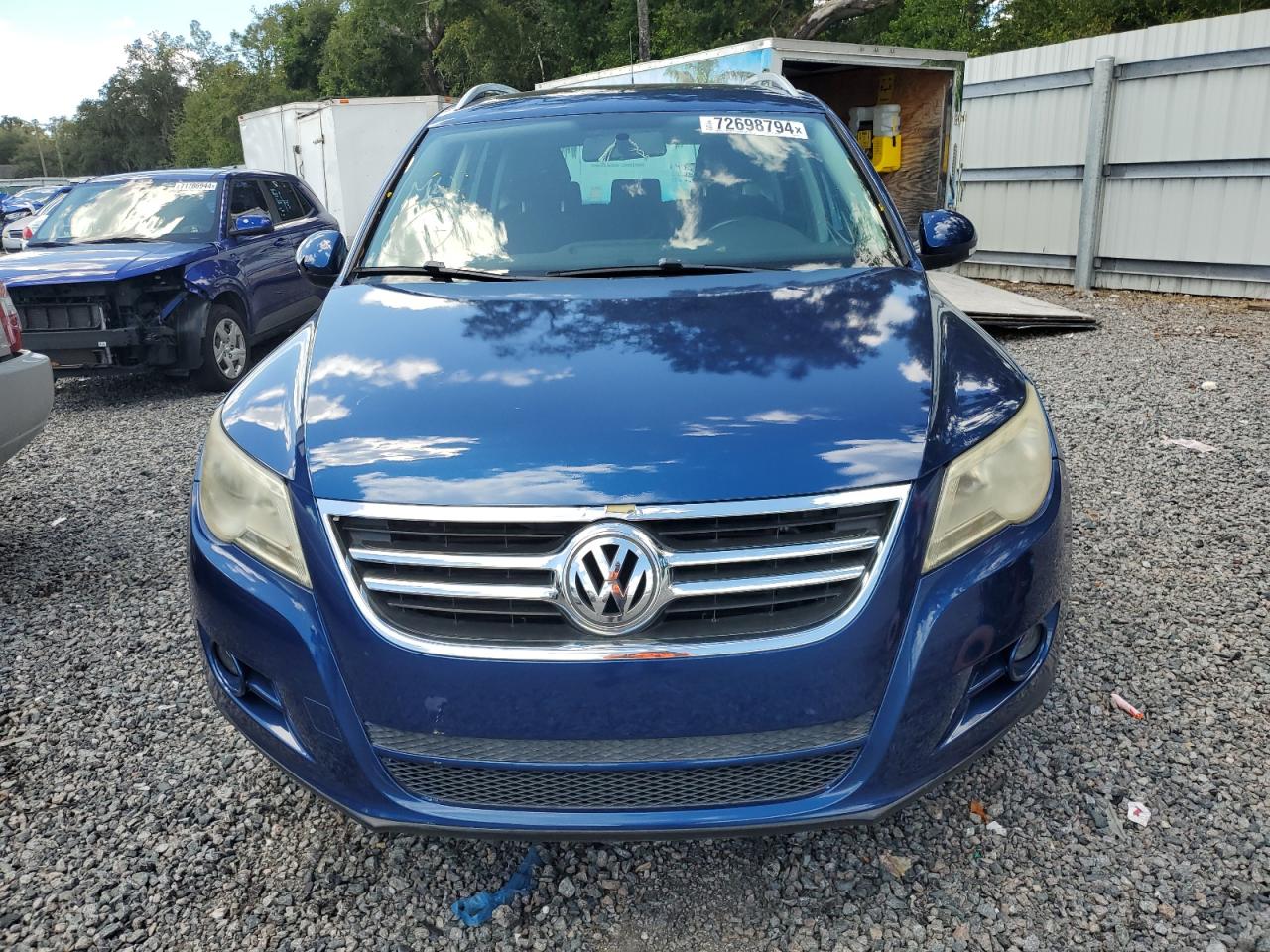 WVGBV75N69W000761 2009 Volkswagen Tiguan Se