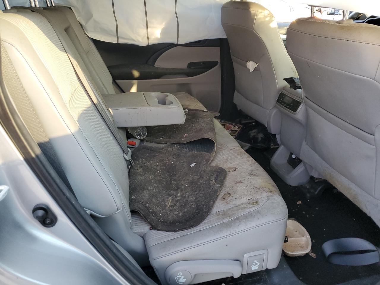 2015 Toyota Highlander Le VIN: 5TDZKRFH1FS080790 Lot: 72208744