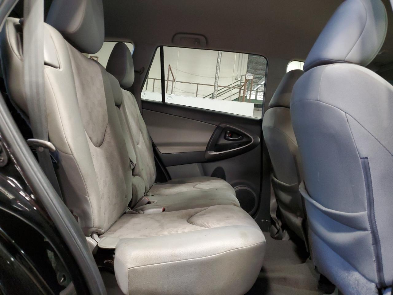 2012 Toyota RAV 4 - Image 11