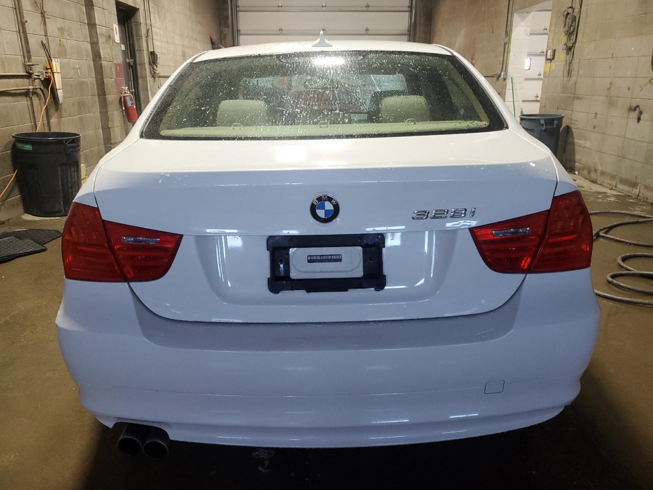 2011 BMW 328 Xi VIN: WBAPK7C52BA972282 Lot: 72749814