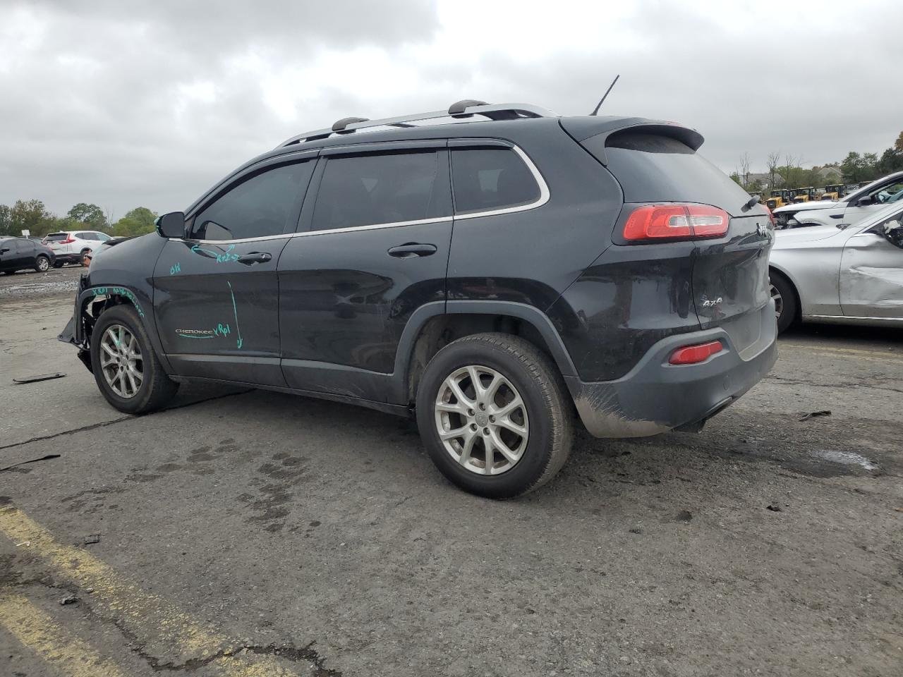 2018 Jeep Grand Cherokee - Image 2