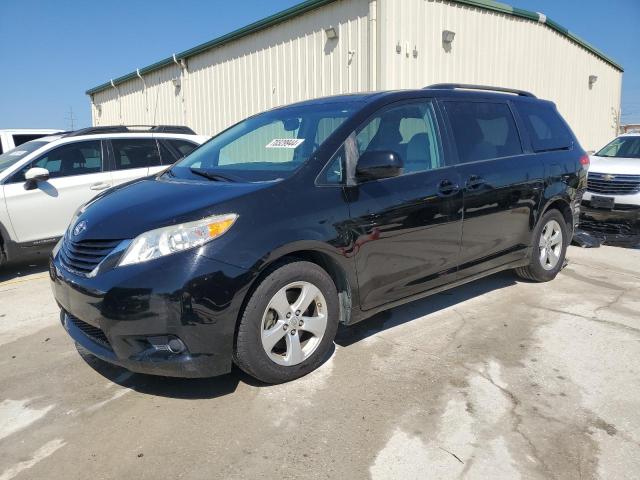 2013 Toyota Sienna Le на продаже в Haslet, TX - Rear End