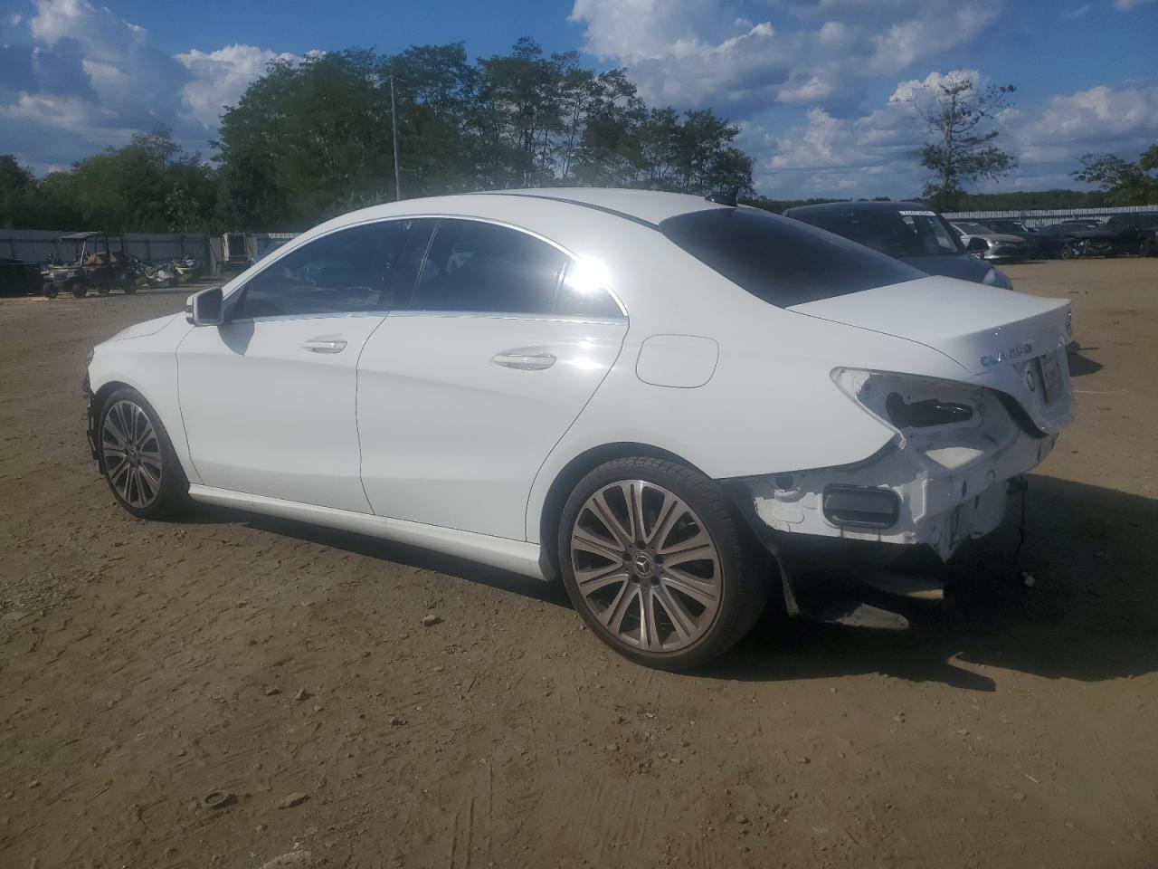 WDDSJ4GB7JN663578 2018 MERCEDES-BENZ CLA CLASS - Image 2