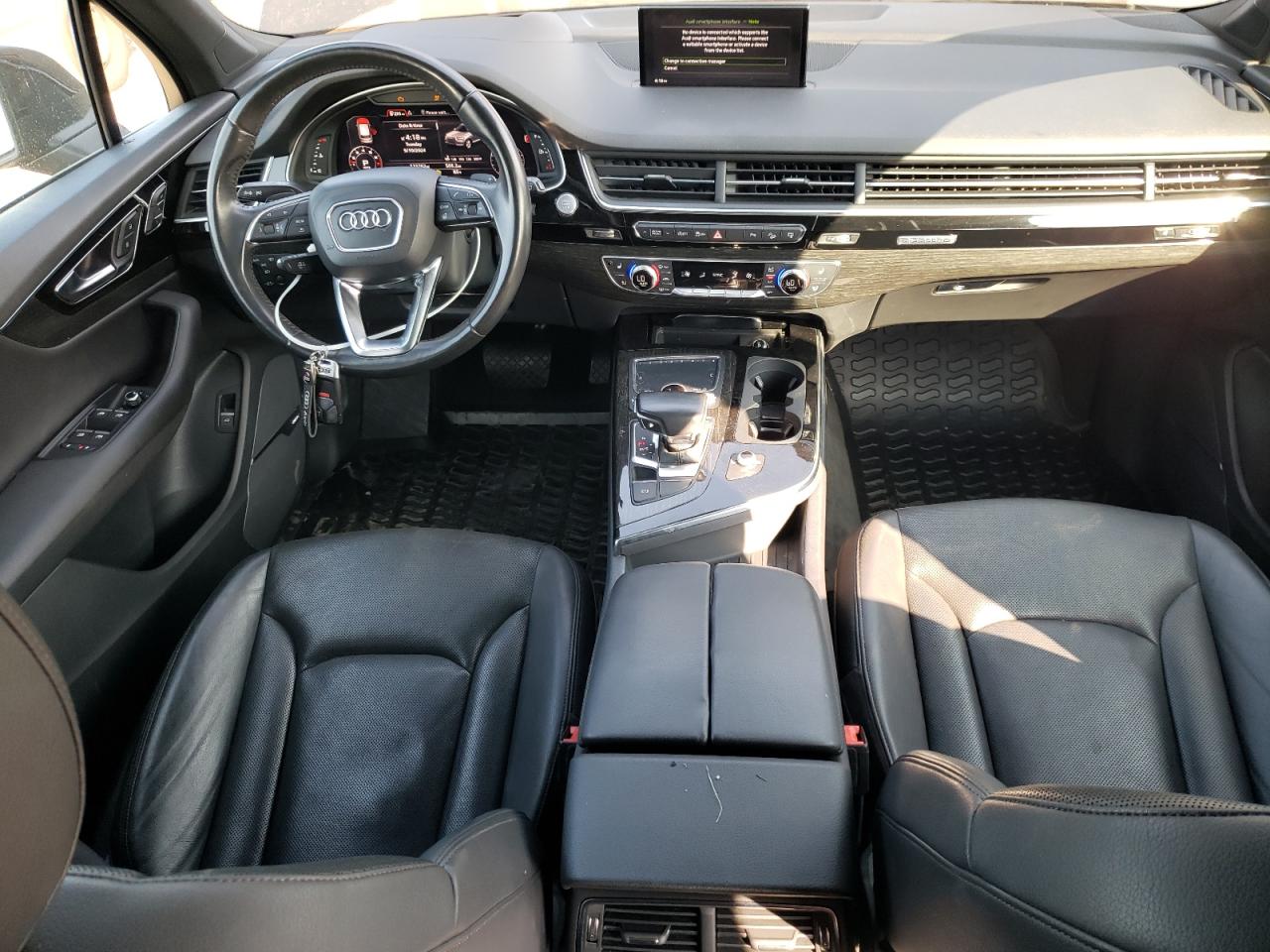 WA1VAAF78HD011386 2017 Audi Q7 Prestige