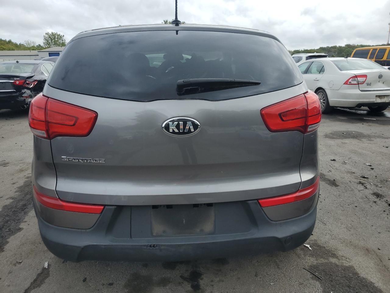 KNDPBCAC5F7778684 2015 Kia Sportage Lx