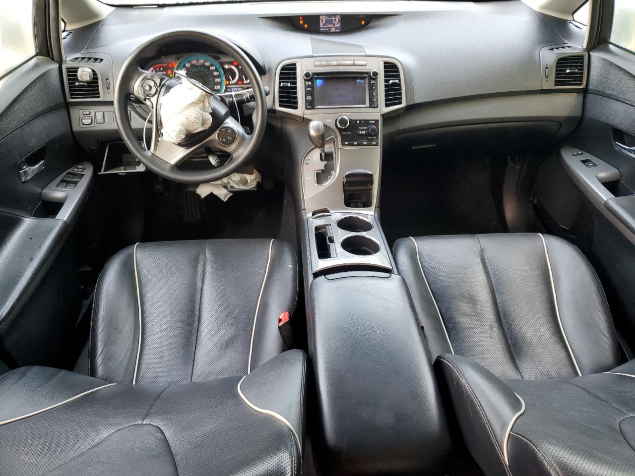 2013 Toyota Venza - Image 8