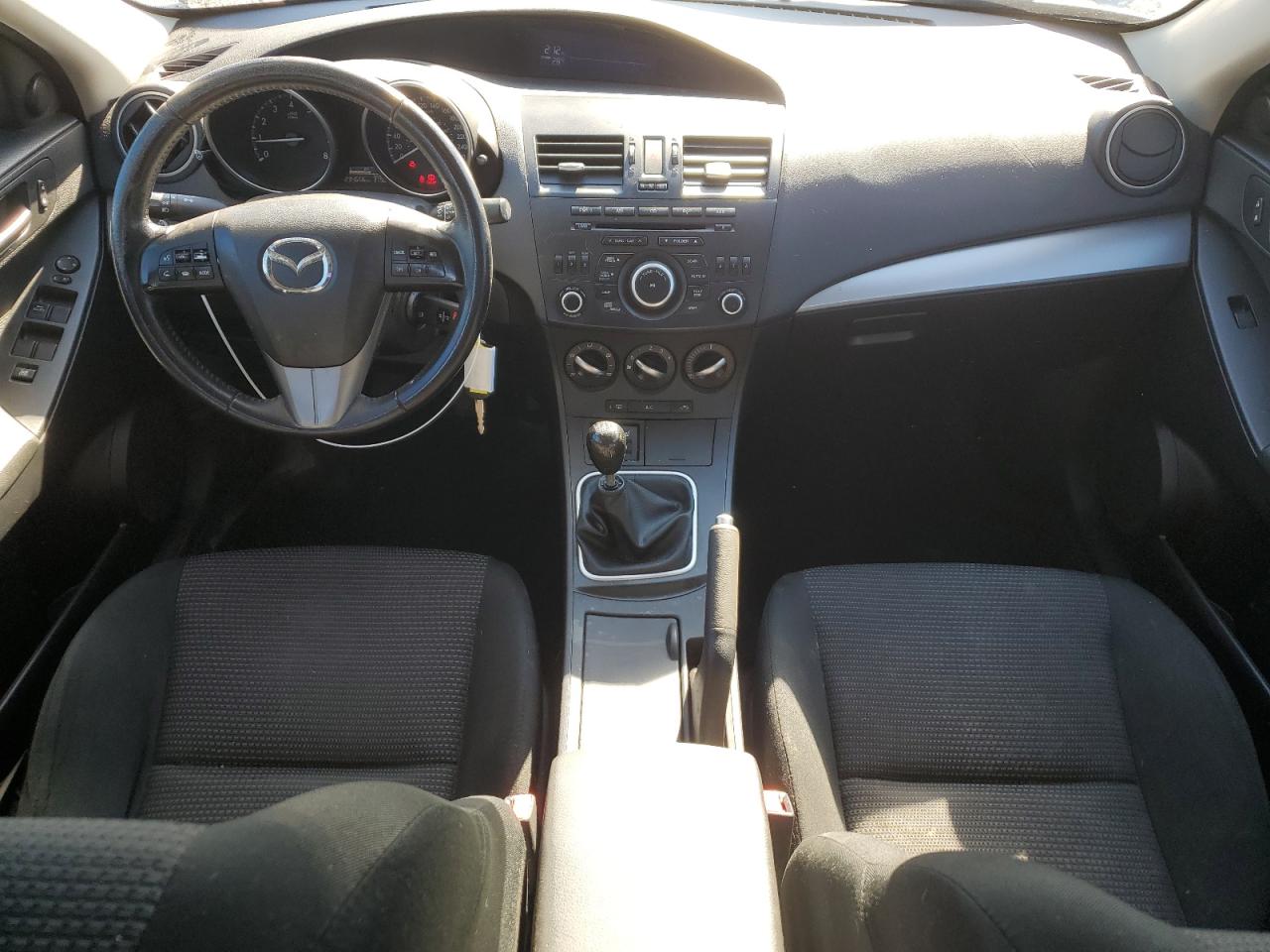 JM1BL1V76C1641065 2012 Mazda 3 I