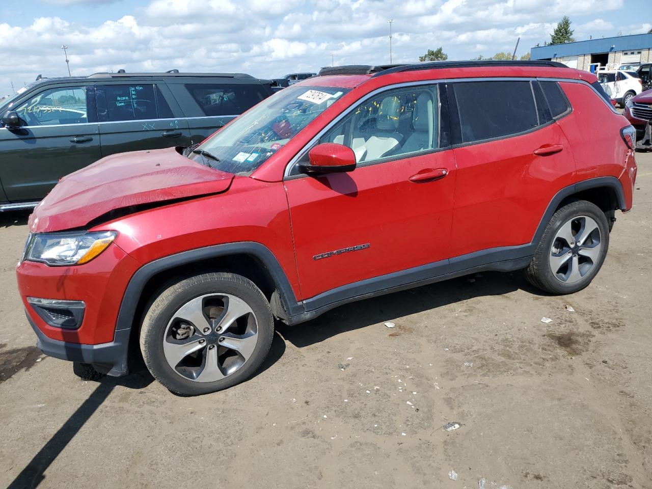 2018 Jeep Compass Latitude for Sale in Woodhaven, MI - Front End