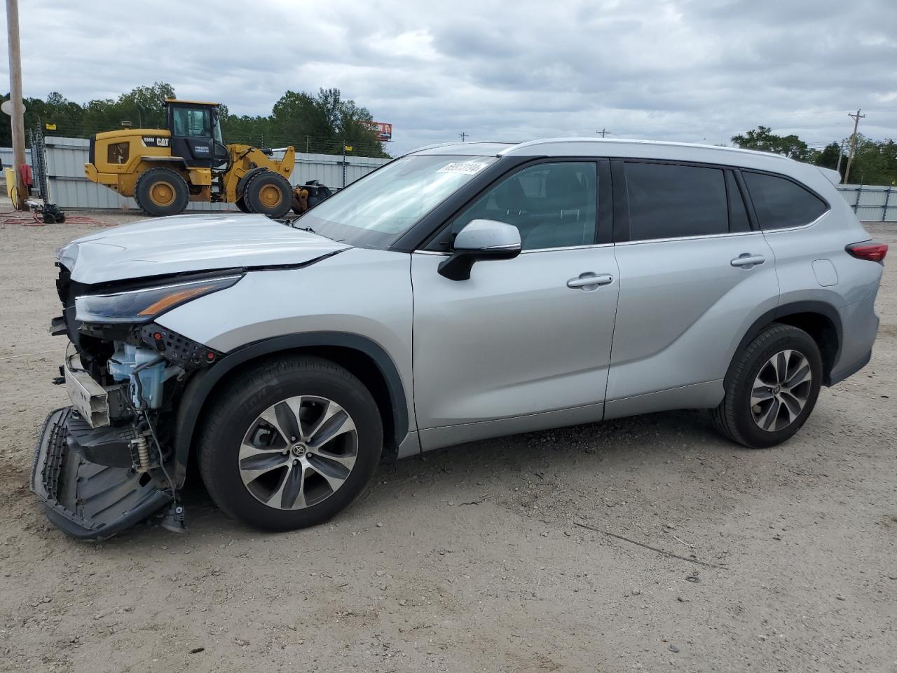 5TDGZRAH3MS071970 2021 TOYOTA HIGHLANDER - Image 1