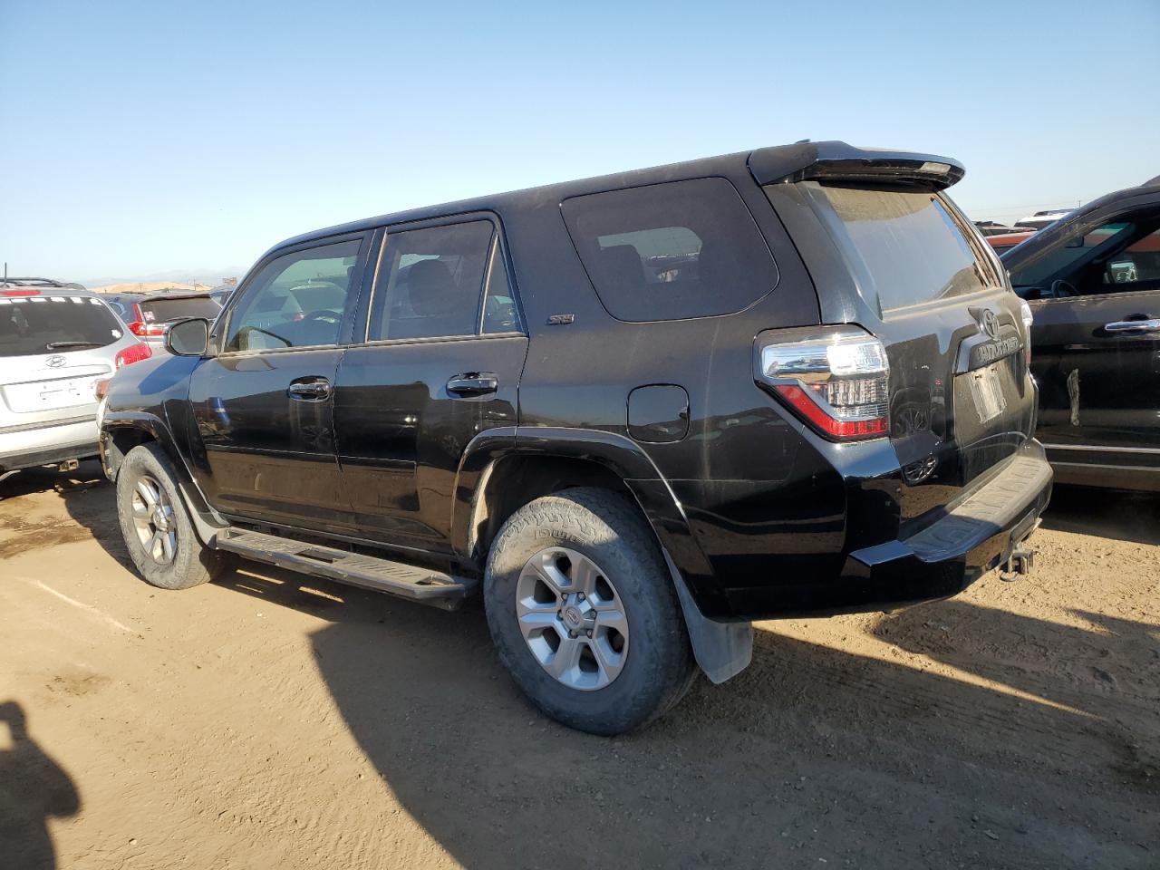 VIN JTEBU5JR3G5389104 2016 TOYOTA 4RUNNER no.2