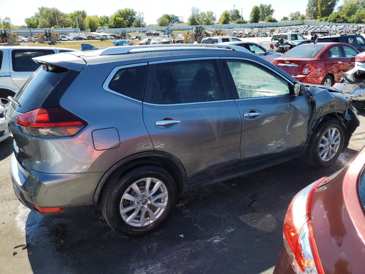 2020 Nissan Rogue - Image 3