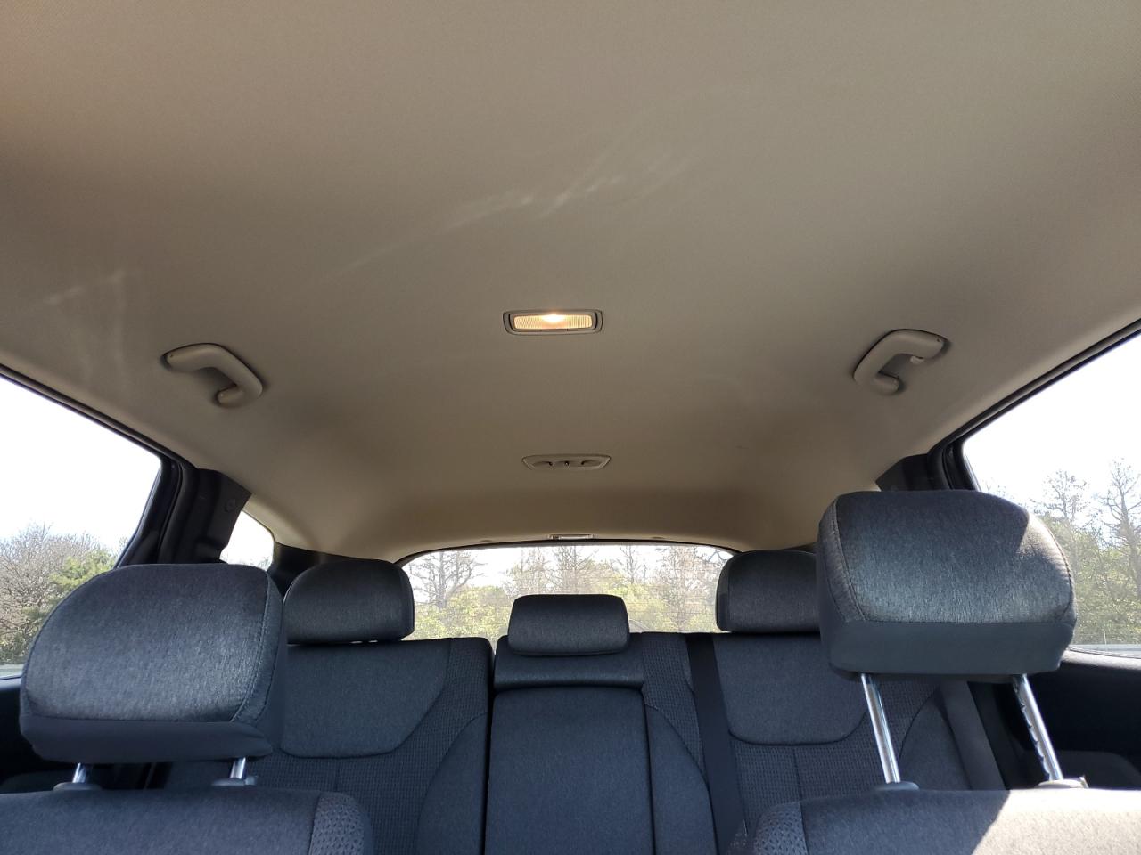 2023 Hyundai Santa Fe - Image 10