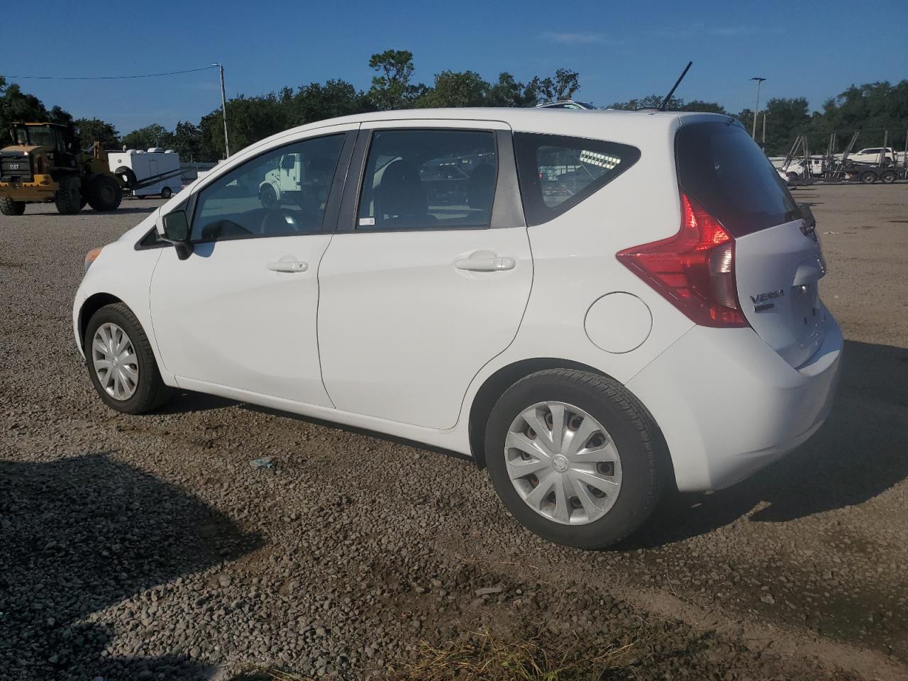 2016 Nissan Versa - Image 2