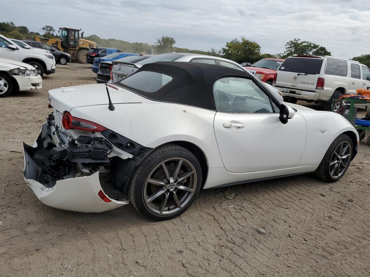 VIN JM1NDAD77G0101666 2016 MAZDA MX5 no.3