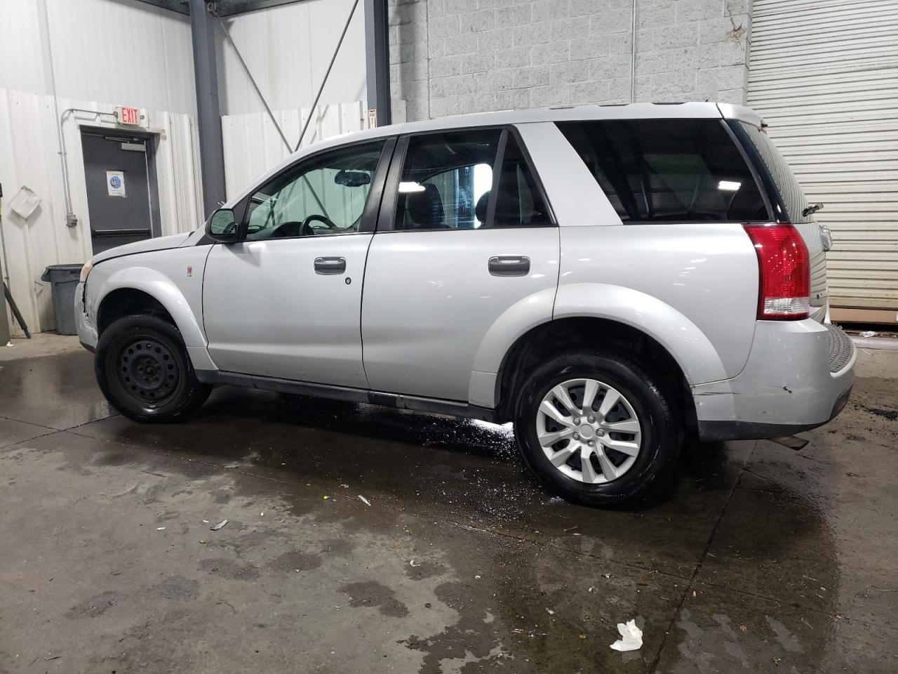 2007 Saturn VUE - Image 2