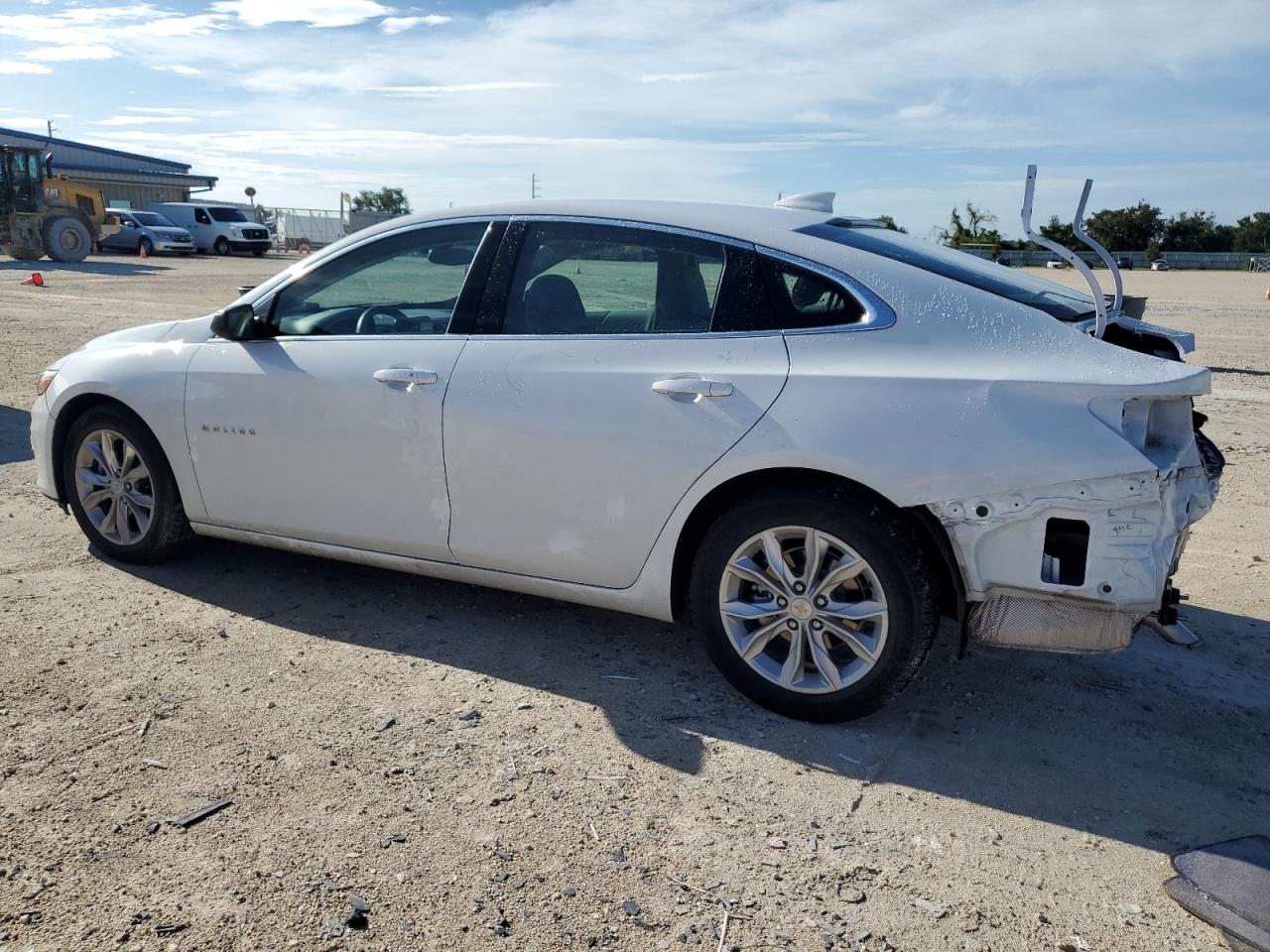 1G1ZD5ST7NF164505 2022 CHEVROLET MALIBU - Image 2