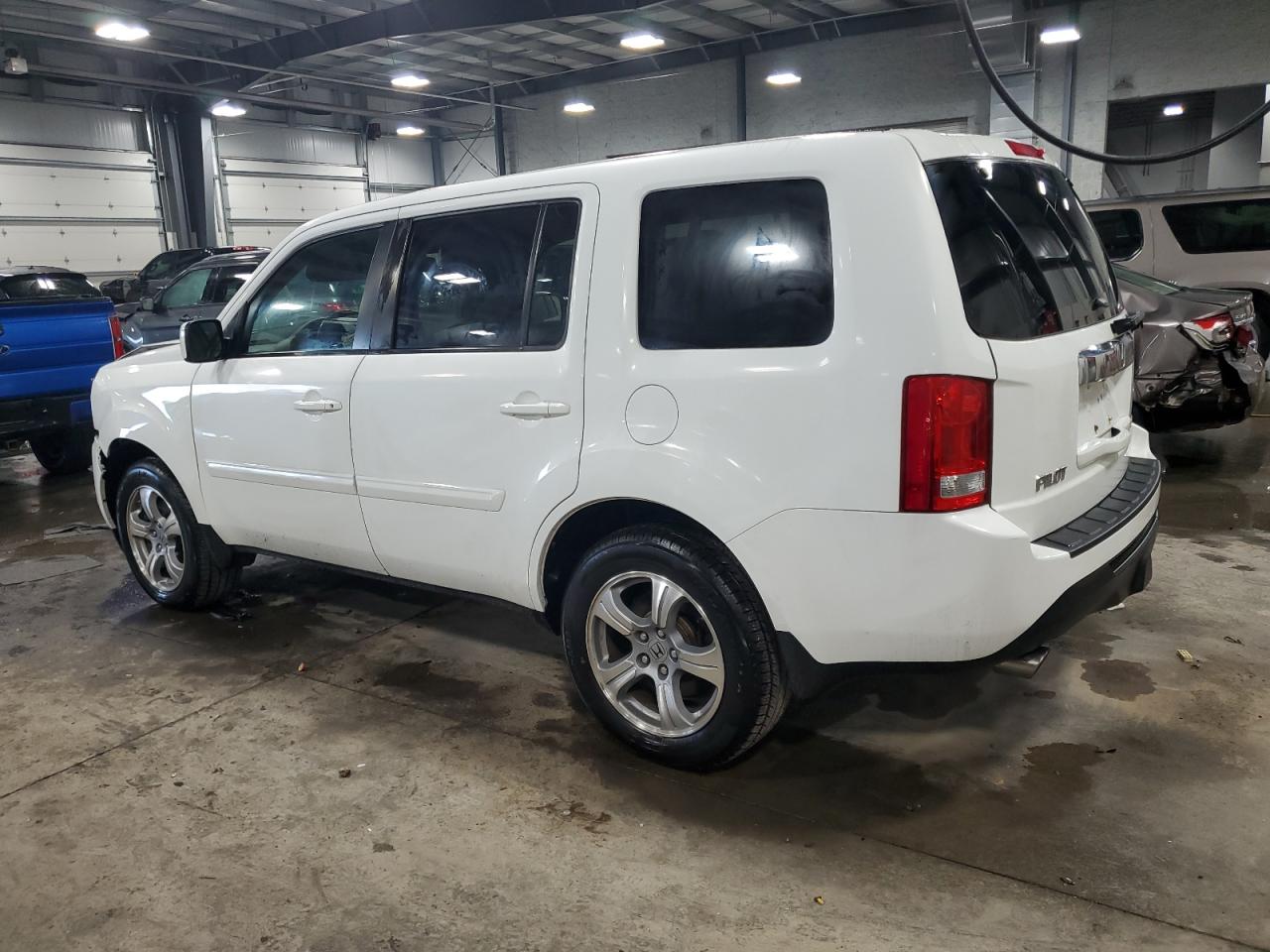 2014 Honda Pilot - Image 2
