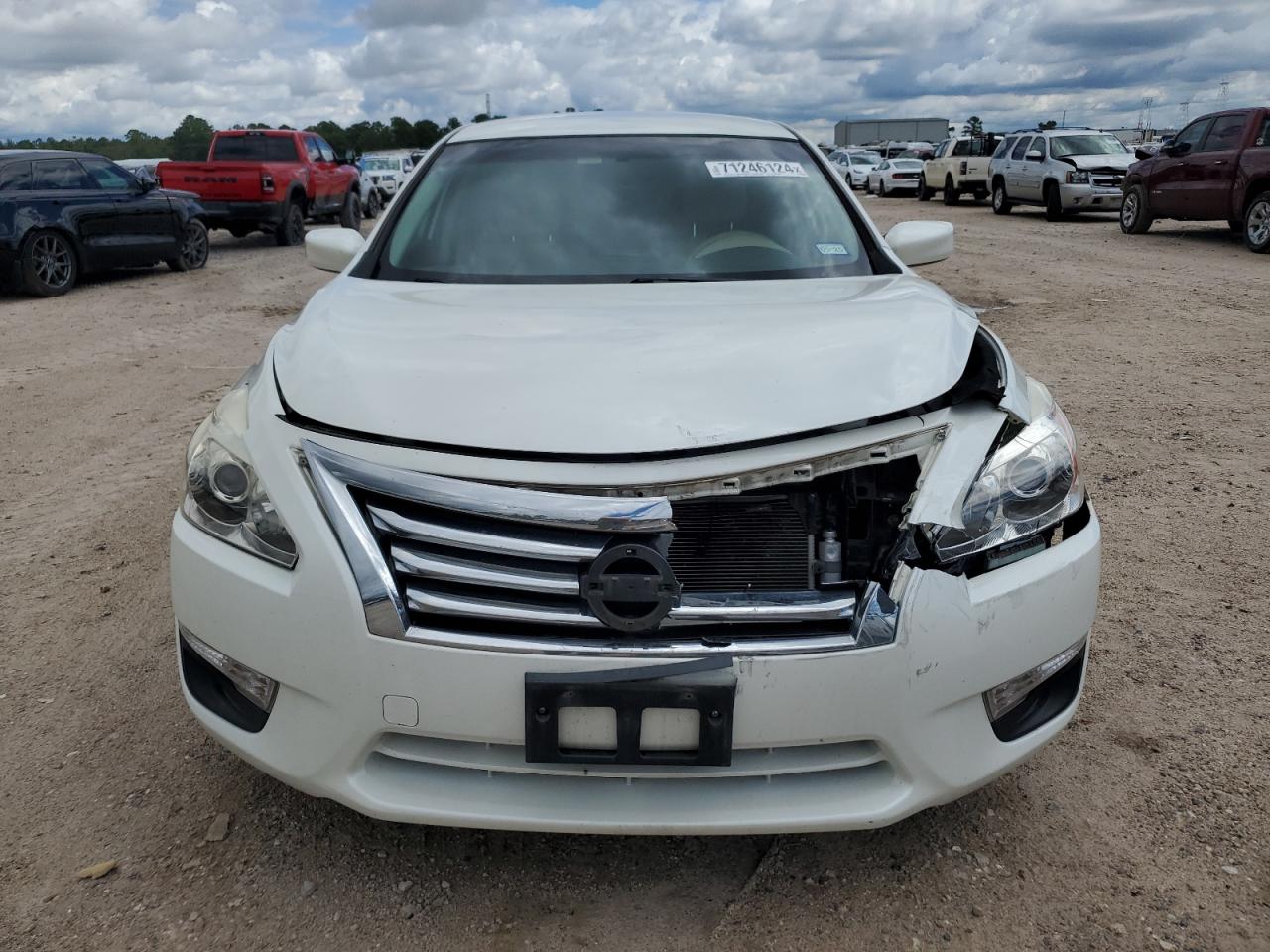 2014 Nissan Altima - Image 5