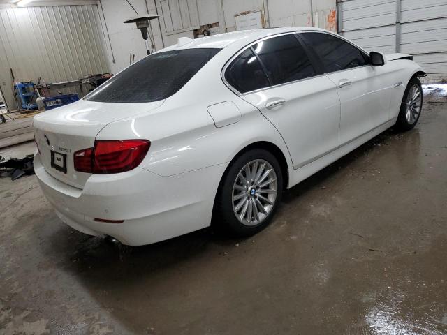  BMW 5 SERIES 2012 Белы