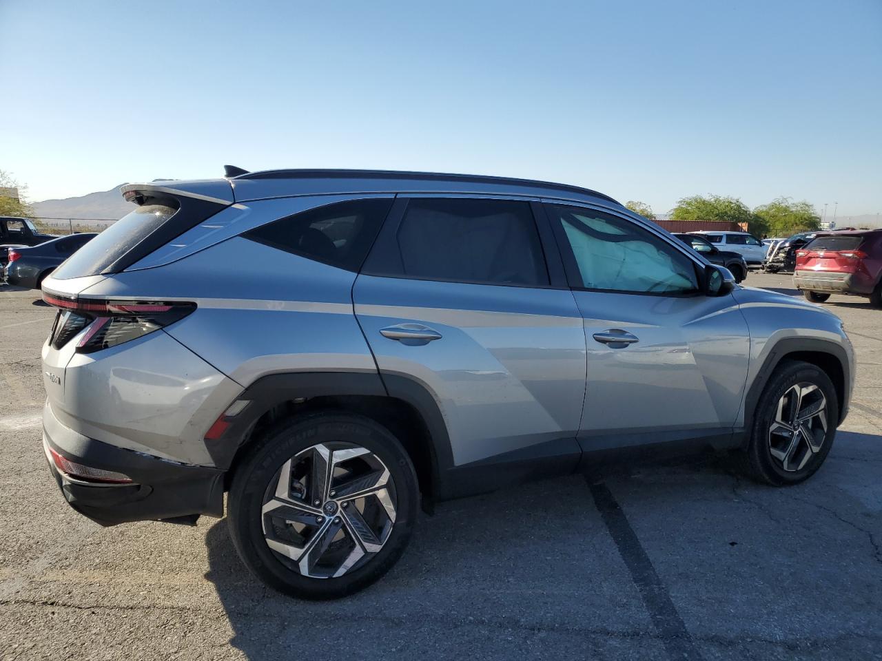 2022 Hyundai Tucson - Image 3