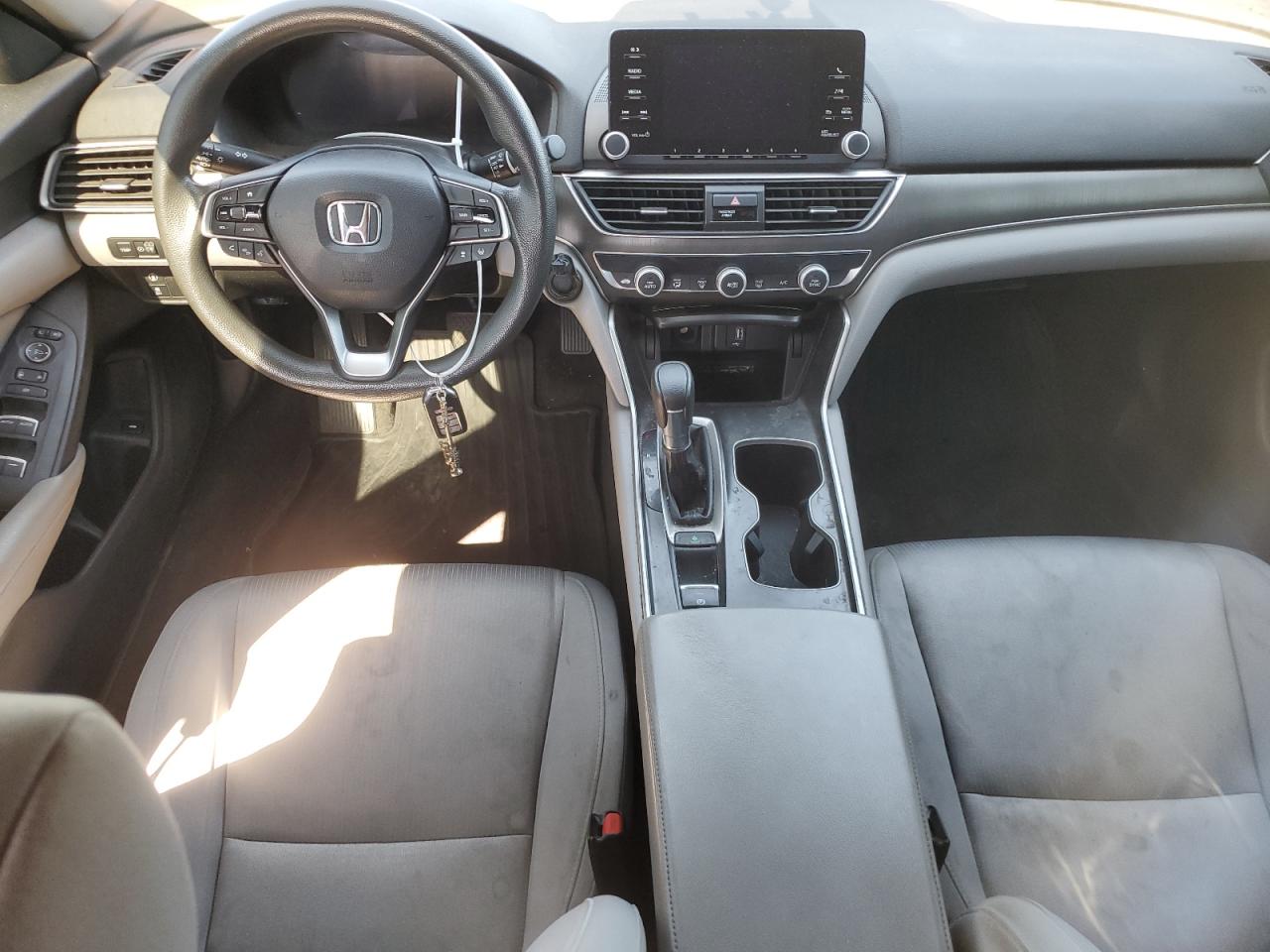 1HGCV1F18JA100851 2018 Honda Accord Lx