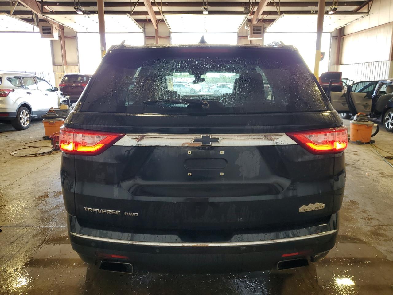 1GNEVNKW2LJ201863 2020 Chevrolet Traverse High Country