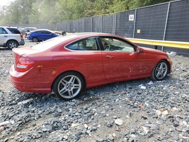 Купе MERCEDES-BENZ C-CLASS 2013 Червоний