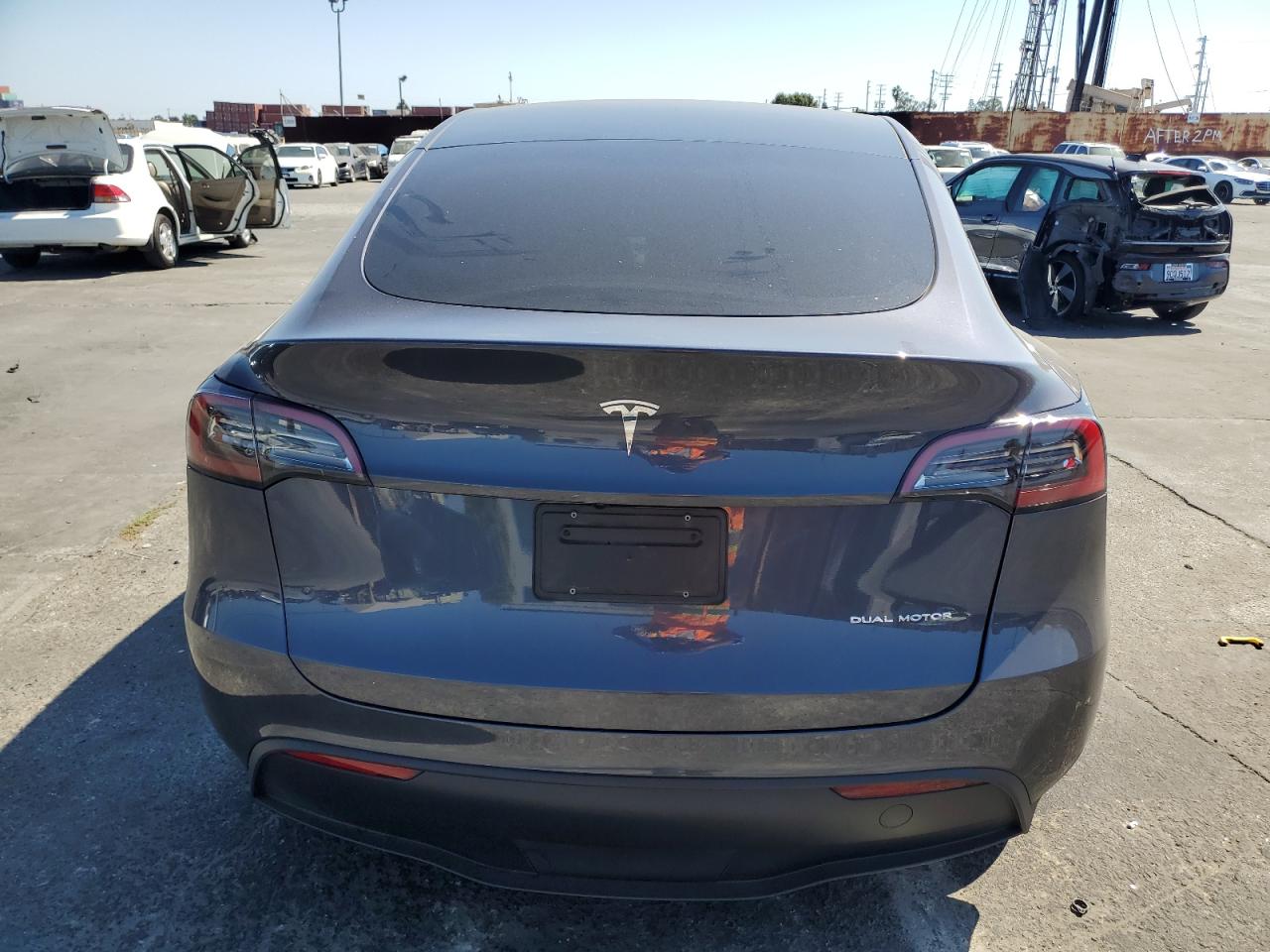 7SAYGDEE1PF906926 2023 Tesla Model Y