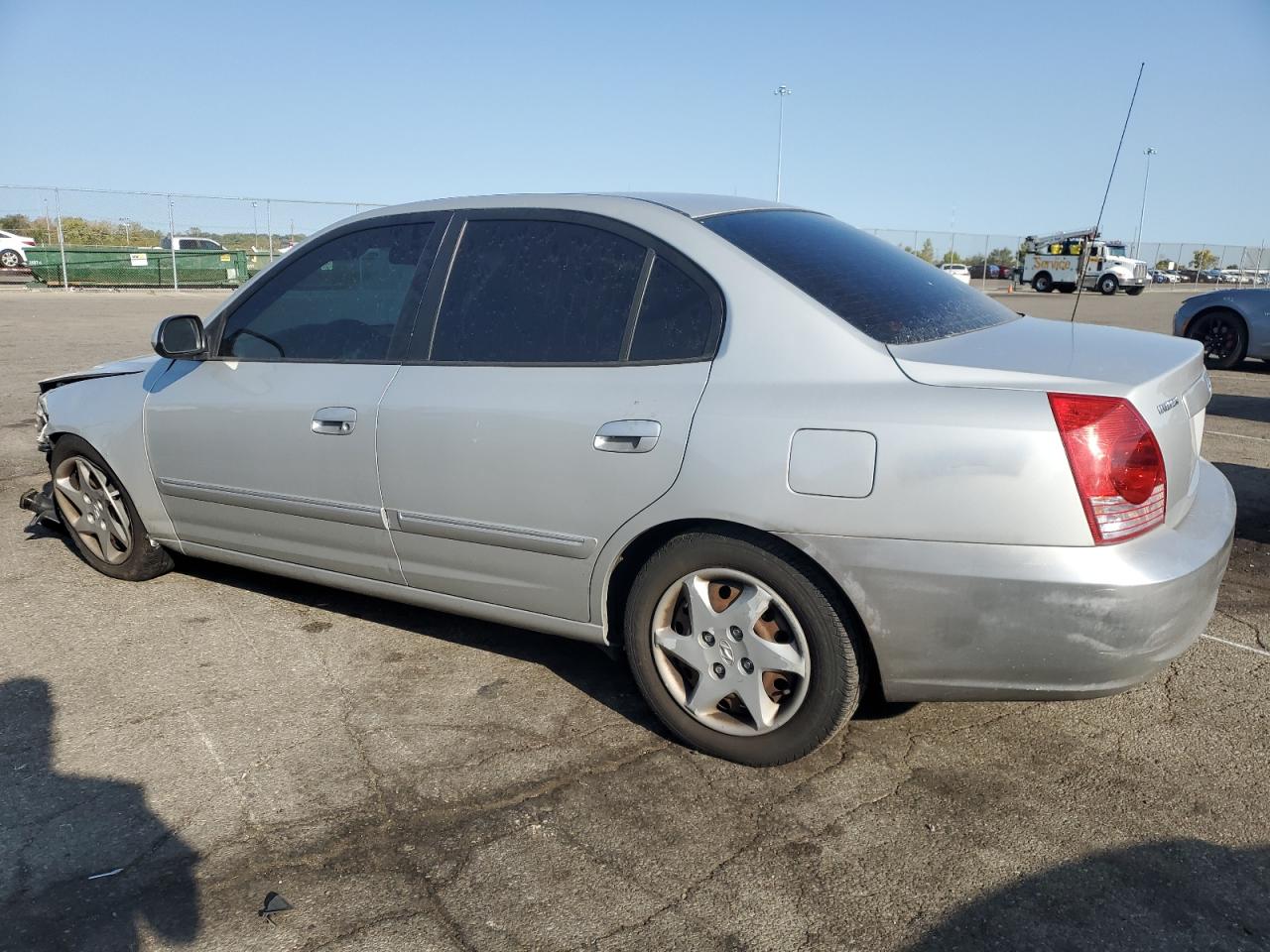 2006 Hyundai Elantra - Image 2