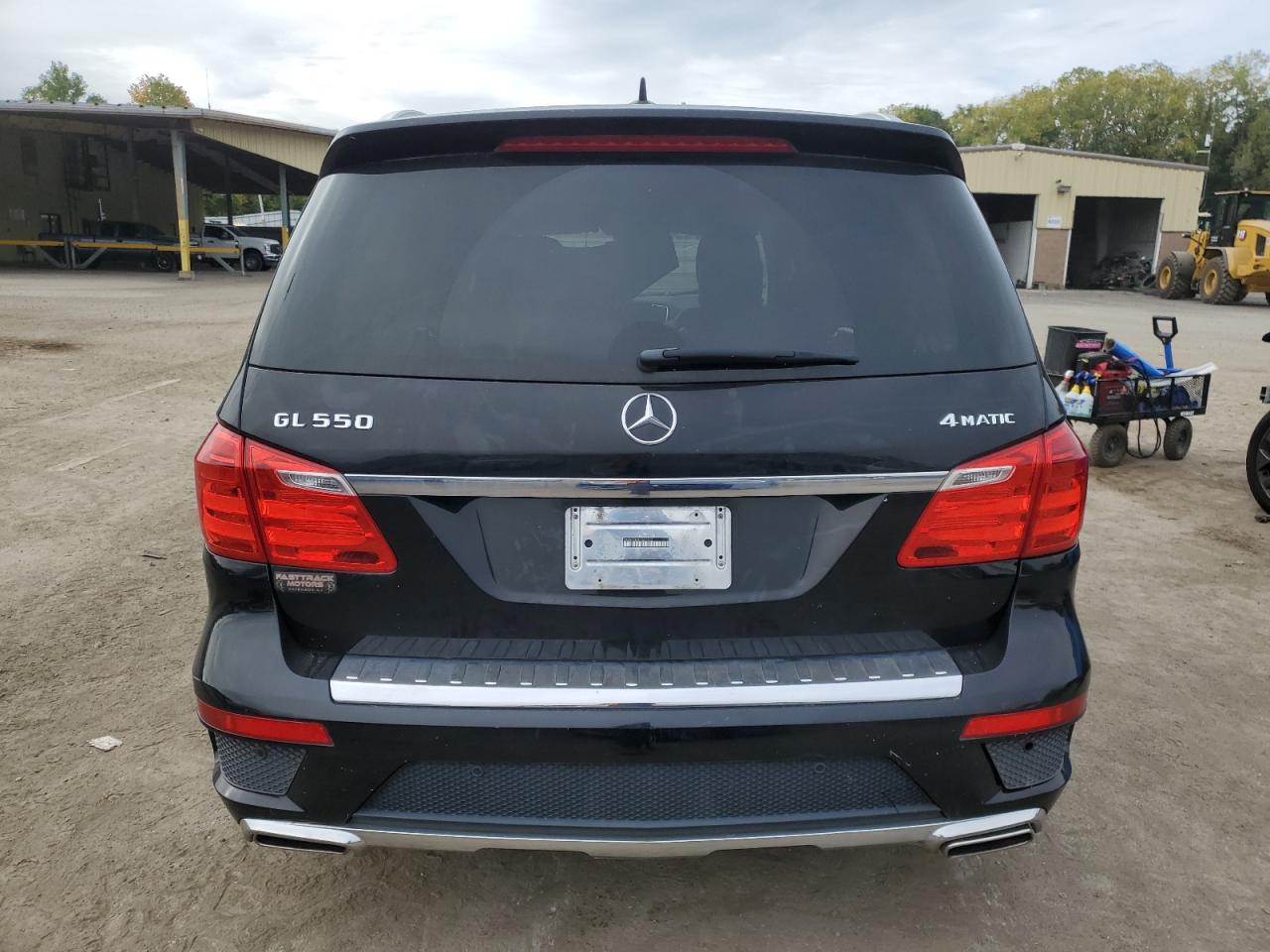 4JGDF7DE0FA527923 2015 Mercedes-Benz Gl 550 4Matic