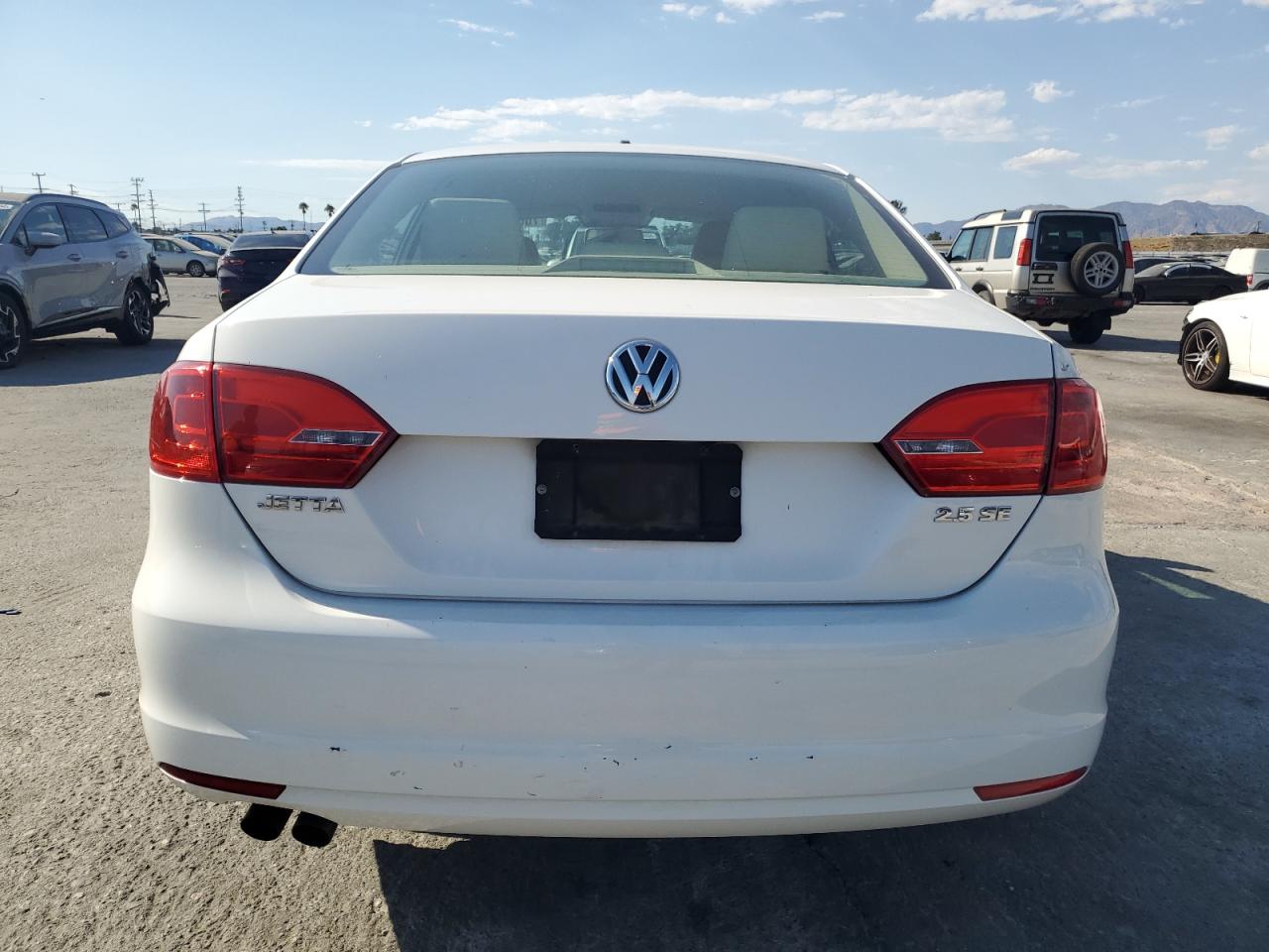 3VWDP7AJ9DM424533 2013 Volkswagen Jetta Se