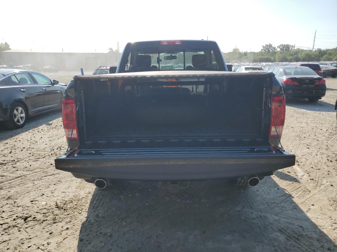 2010 Dodge Ram 1500 VIN: 3D7JV1ET3AG157085 Lot: 71175654