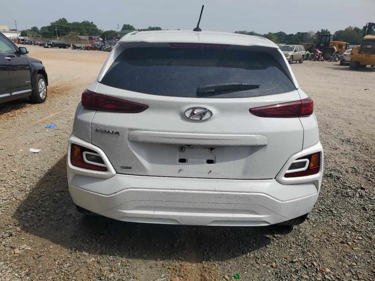 KM8K12AA8MU643778 2021 Hyundai Kona Se