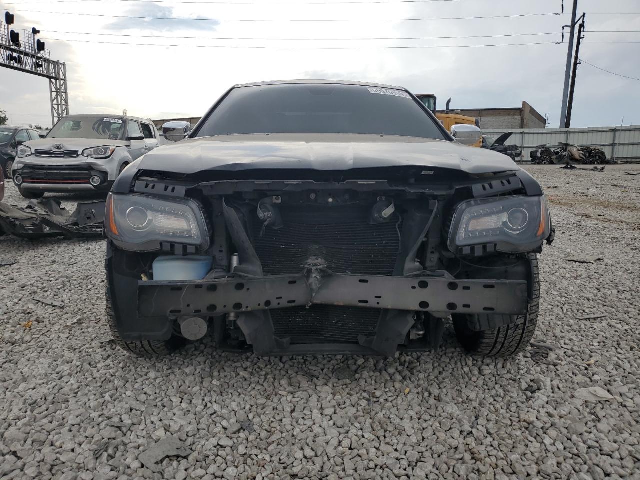 2011 Chrysler 300 - Image 5
