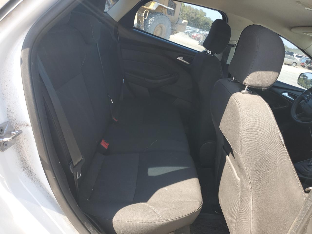 2016 Ford Focus - Image 10
