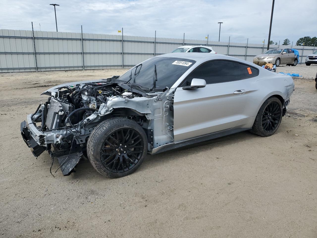 1FA6P8TH8J5152611 2018 FORD MUSTANG - Image 1