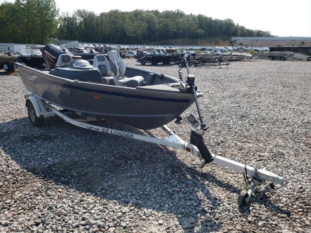 2005 Lund Boat продається в Avon, MN - Top/Roof