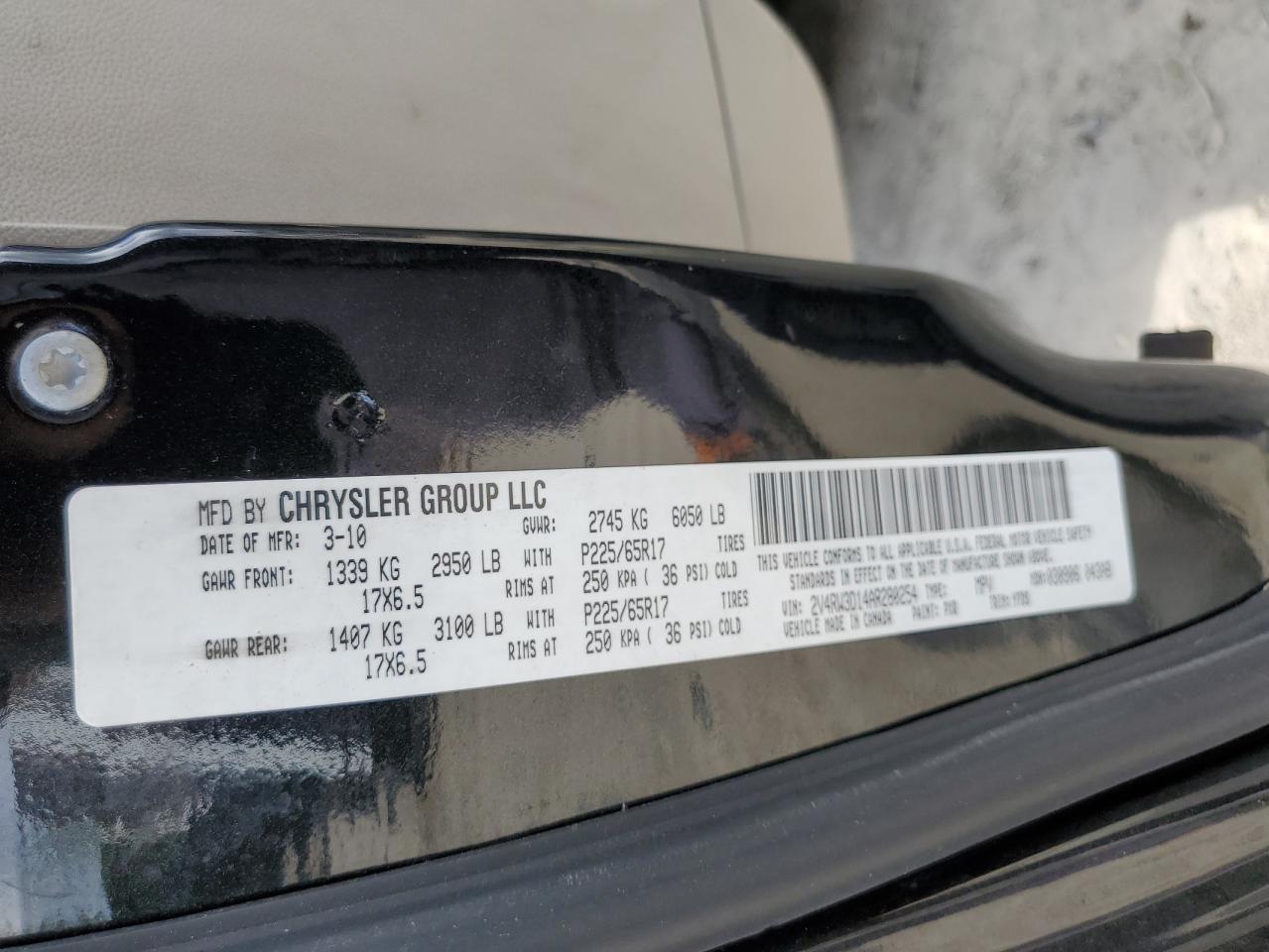 2V4RW3D14AR280254 2010 Volkswagen Routan Se