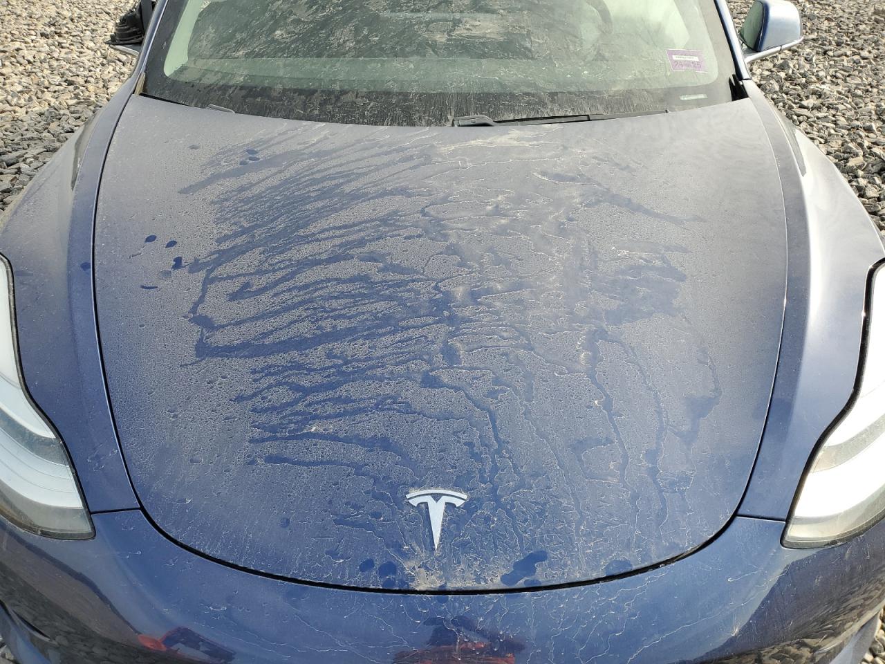 5YJ3E1EB9KF387697 2019 Tesla Model 3