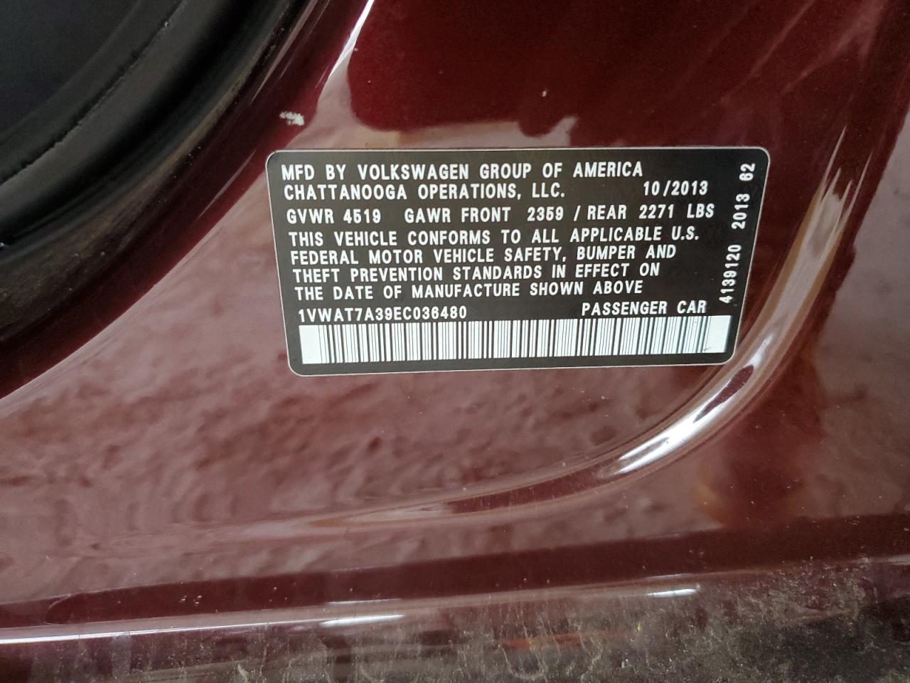 2014 Volkswagen Passat - Image 15