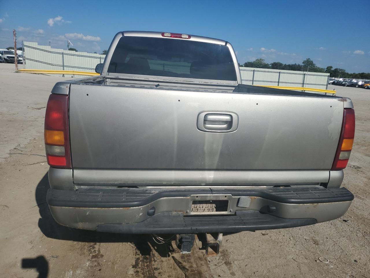 2GTEK69U611351168 2001 GMC Sierra K1500 C3