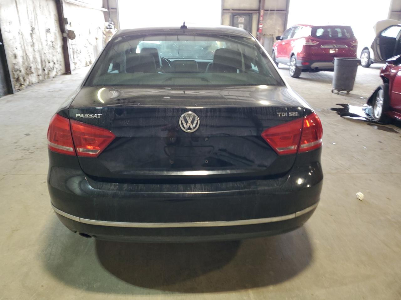 2014 Volkswagen Passat Sel VIN: 1VWCN7A33EC049423 Lot: 70434524