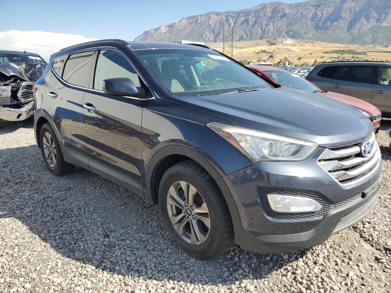 2016 Hyundai Santa Fe - Image 4
