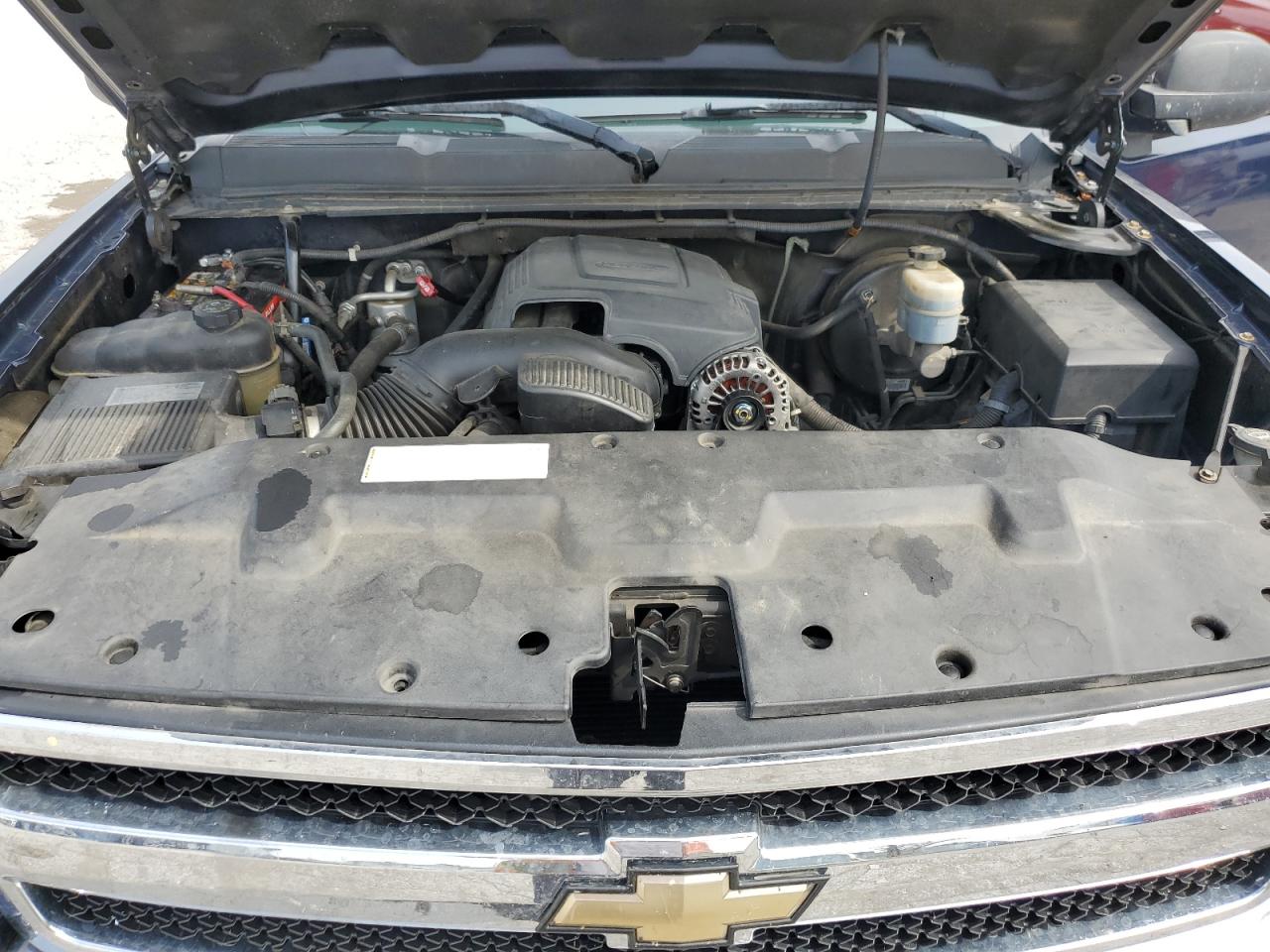 2010 Chevrolet Silverado - Image 11
