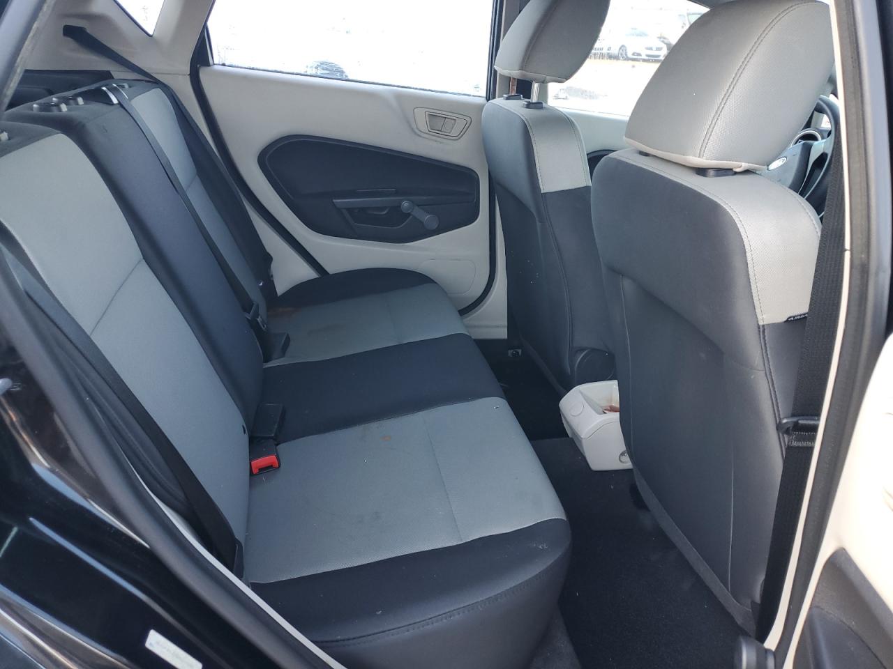 2013 Ford Fiesta S VIN: 3FADP4TJ2DM203540 Lot: 73799604