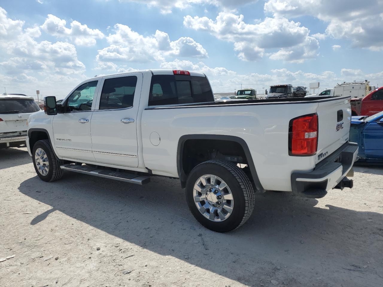 1GT12UEY3HF245081 2017 GMC Sierra K2500 Denali