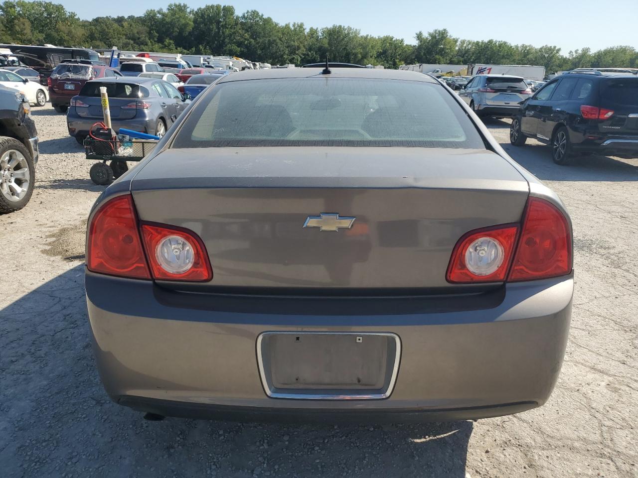 1G1ZB5EB1A4144989 2010 Chevrolet Malibu Ls