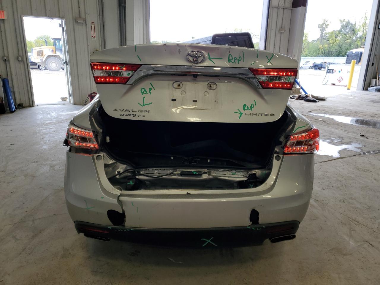 4T1BK1EB5DU018457 2013 Toyota Avalon Base