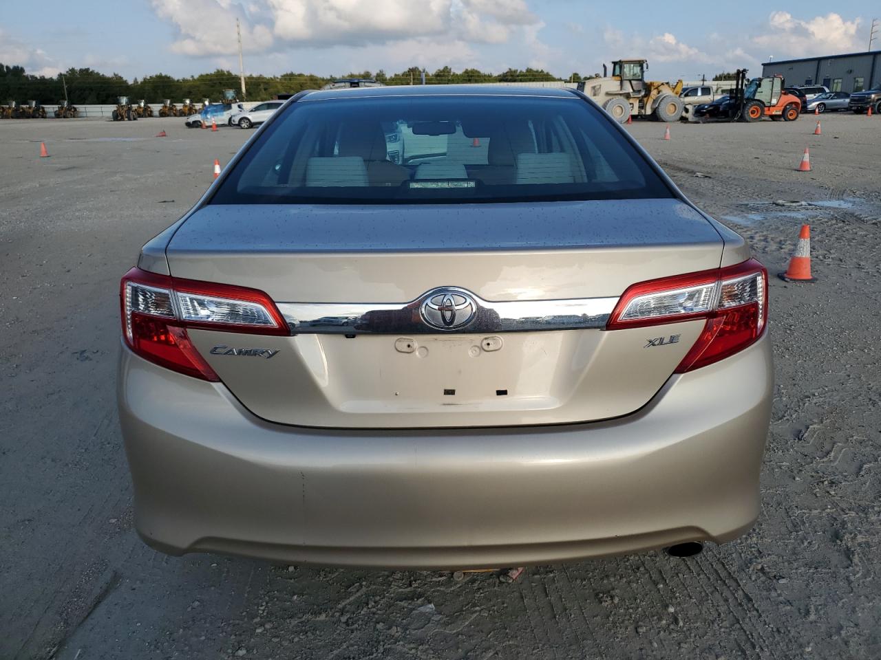 4T4BF1FK9CR213436 2012 Toyota Camry Base